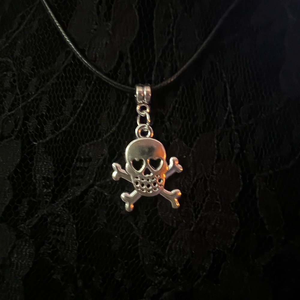 Skull & Crossbones Necklace